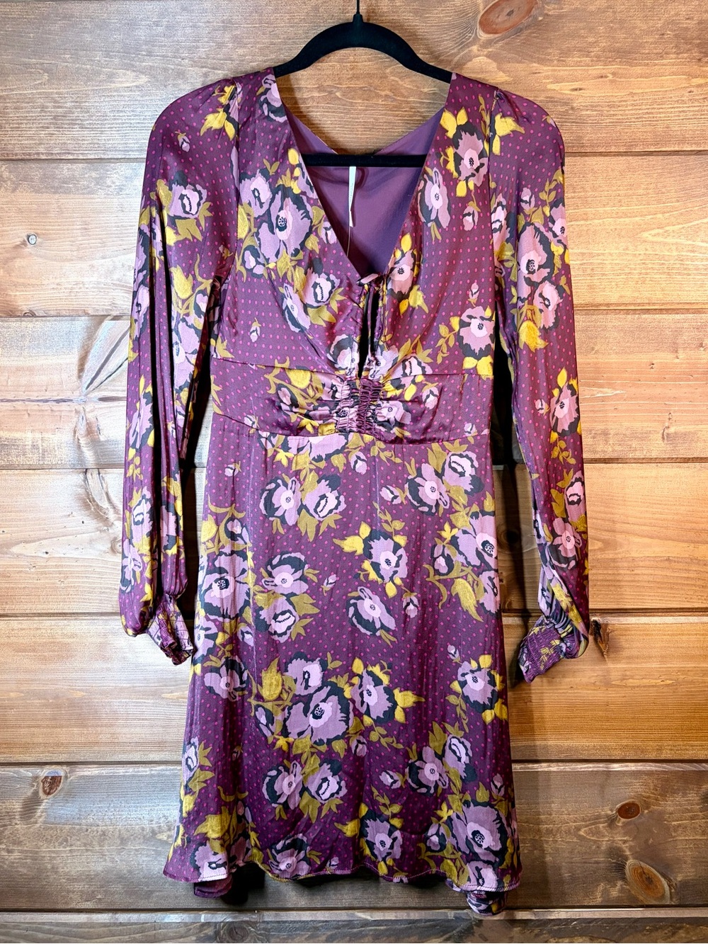 Free People Plum Floral V-Neck Mini Dress with Polka Dots Size 2 🌸